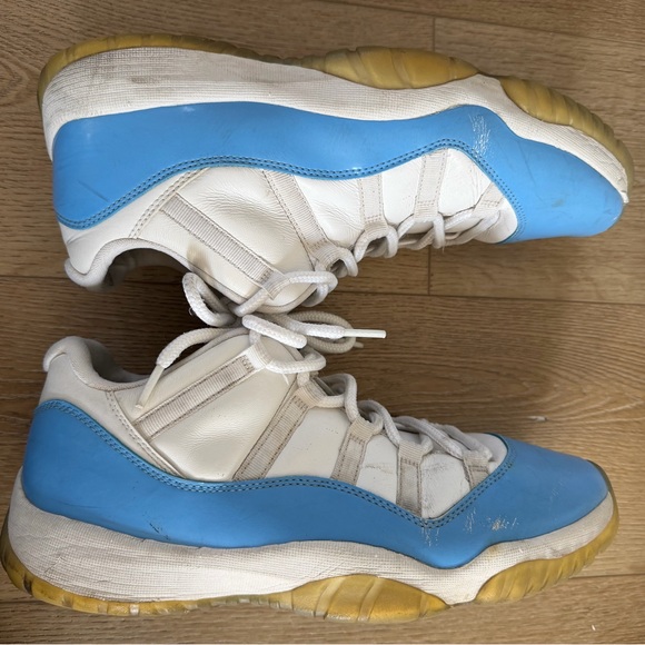 Nike Air Jordan 11 Retro Low UNC university Blue - Picture 4 of 10